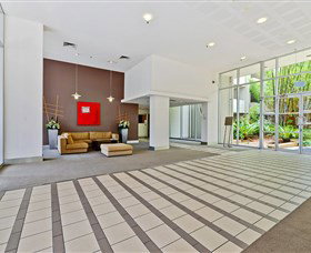 Oaks Mews - Sunshine Coast Tourism 0