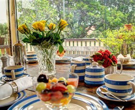 Number 12 Bed And Breakfast - Holiday Sunshine Coast 1