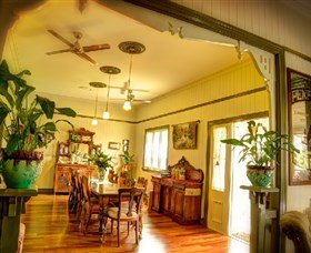 Number 12 Bed And Breakfast - Holiday Sunshine Coast 0