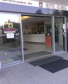 Hotel Gloria - Sunshine Coast Tourism 1