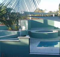 McNevins Logan Park Motel - Sunshine Coast Tourism