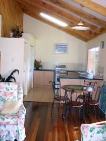 Lamb Island Bed And Breakfast - Holiday Sunshine Coast 1