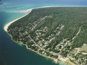 Amity Shaws - Holiday Sunshine Coast 3