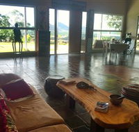 Uluramaya Retreat Cabins - Holiday Sunshine Coast
