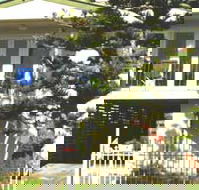 Amanda Stichbury Holiday Guide - Holiday Sunshine Coast