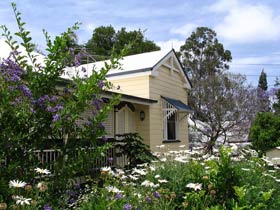 Aynsley Bed And Breakfast - Holiday Sunshine Coast 0
