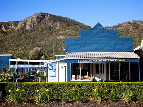 Esk Caravan Park - Sunshine Coast Tourism 0