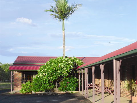 Fernvale Hotel-Motel - Sunshine Coast Tourism 0