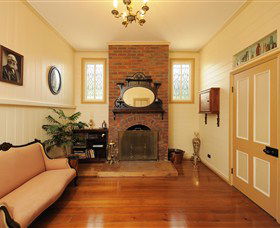Mary Anns Cottage - Sunshine Coast Tourism 2