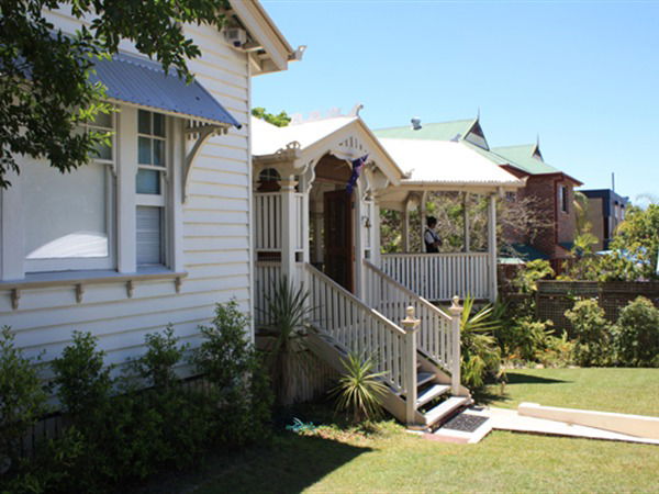 Bed And Breakfast Highgate Hill QLD Sunshine Coast Tourism