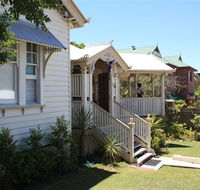 Minto Guest House - Sunshine Coast Tourism
