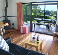 Ocean View Estate Accommodation - Sunshine Coast Tourism