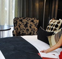 Emporium Hotel - Holiday Sunshine Coast