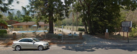 Glenn Rocks Motel - Holiday Sunshine Coast 0