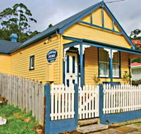 Comstock Cottage - Sunshine Coast Tourism