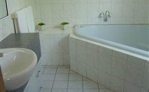 Albury Motor Village - Holiday Sunshine Coast 2