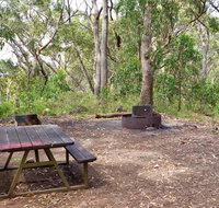 Bark Hut picnic area and campground - Holiday Sunshine Coast