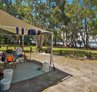 Dees Corner campground - Sunshine Coast Tourism