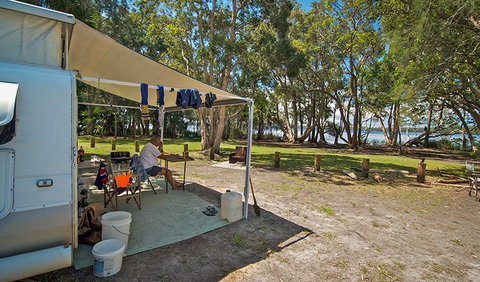 Dees Corner Campground - Sunshine Coast Tourism 0