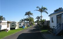 Lake Windemere Caravan Park - Holiday Sunshine Coast 0