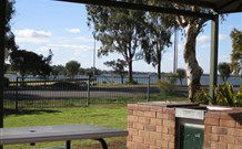 Lakeview Caravan Park - Holiday Sunshine Coast 0