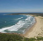 Middle Rock Holiday Resort - Holiday Sunshine Coast