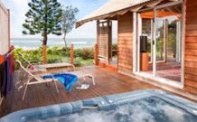 Kims Beach Hideaway - Sunshine Coast Tourism 0