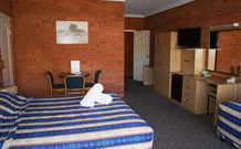 Archer Hotel - Holiday Sunshine Coast 1