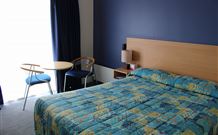 Armidale Motel - Holiday Sunshine Coast 2
