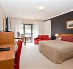 Berry Village Boutique Motel - Berry - Holiday Sunshine Coast