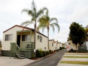 Maclean Riverside Caravan Park - Sunshine Coast Tourism 3