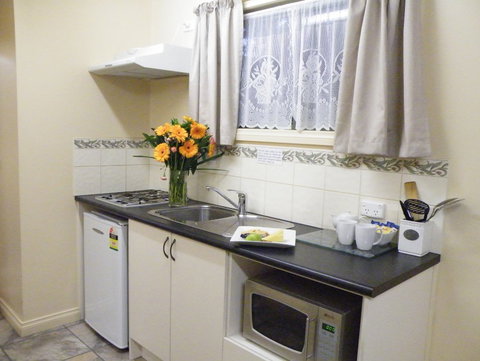 Hamilton Caravan Park - Sunshine Coast Tourism 4