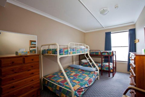 Jerrabomberra Lodge - Charlotte Pass - Holiday Sunshine Coast 6