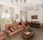 Cobb  Co Court Boutique Hotel - Sunshine Coast Tourism