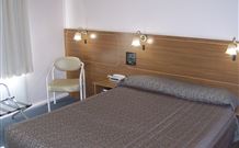 Garden Motor Inn (Golden Chain) - Gundagai - Holiday Sunshine Coast 1