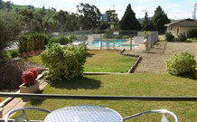Garden Motor Inn (Golden Chain) - Gundagai - Holiday Sunshine Coast 0