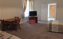 Heritage Motel - Sunshine Coast Tourism 0