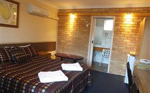 Hunter Valley Motel - Cessnock - Holiday Sunshine Coast 0