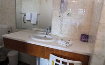 Hunter Valley Motel - Cessnock - Holiday Sunshine Coast 1