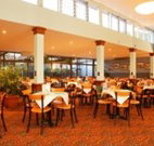 Hotel Gosford - Gosford - Holiday Sunshine Coast