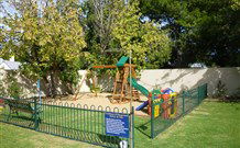 Nicholas Royal Motel - Hay - Holiday Sunshine Coast 2