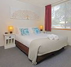 The Lodge Broulee - Broulee - Holiday Sunshine Coast