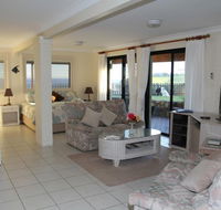 Sea Whispers Bed  Breakfast - Sunshine Coast Tourism