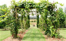 All Saints Bed And Breakfast - Holiday Sunshine Coast 0