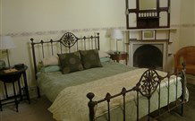 Araluen Old Courthouse Bed And Breakfast - Holiday Sunshine Coast 4