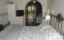 Araluen Old Courthouse Bed And Breakfast - Holiday Sunshine Coast 6