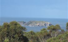 Chalet Swisse Spa Retreat - - Holiday Sunshine Coast 1