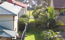 Frangi Breezes Bed And Breakfast - - Sunshine Coast Tourism 4