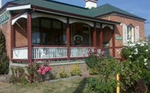 Mail Coach Guest House And Restaurant - Holiday Sunshine Coast 0