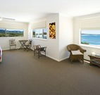 Solitary Islands Lodge Bed  Breakfast - Sunshine Coast Tourism